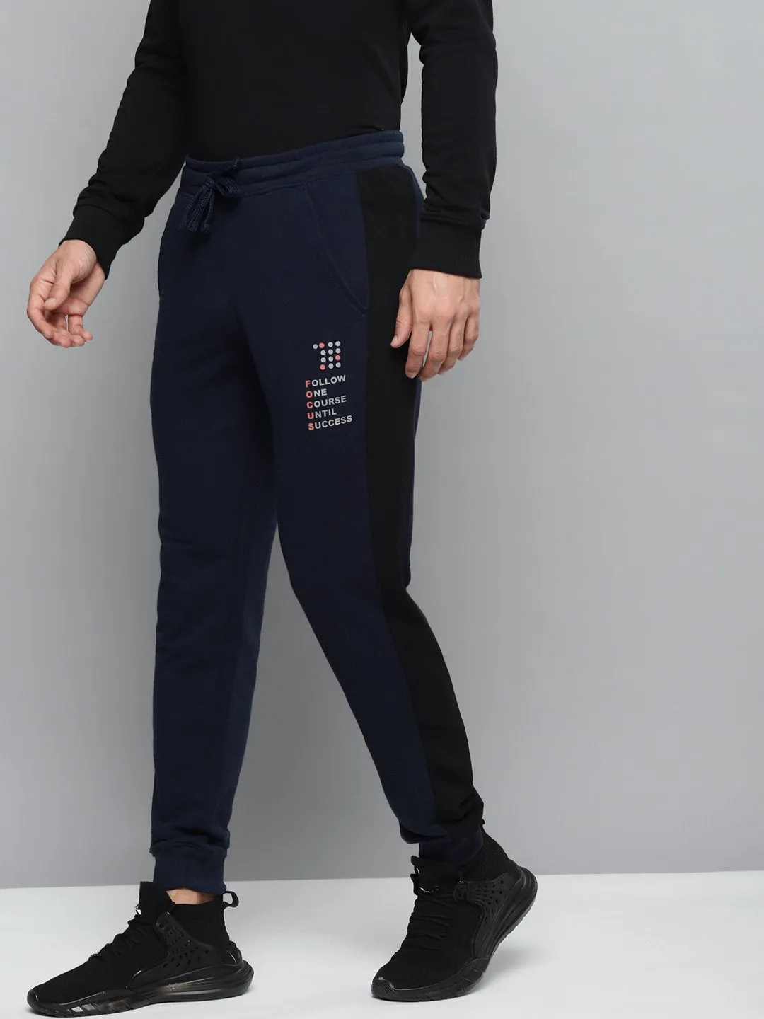 Alcis Men Navy Blue Solid Slim Fit Joggers with Printed Detail