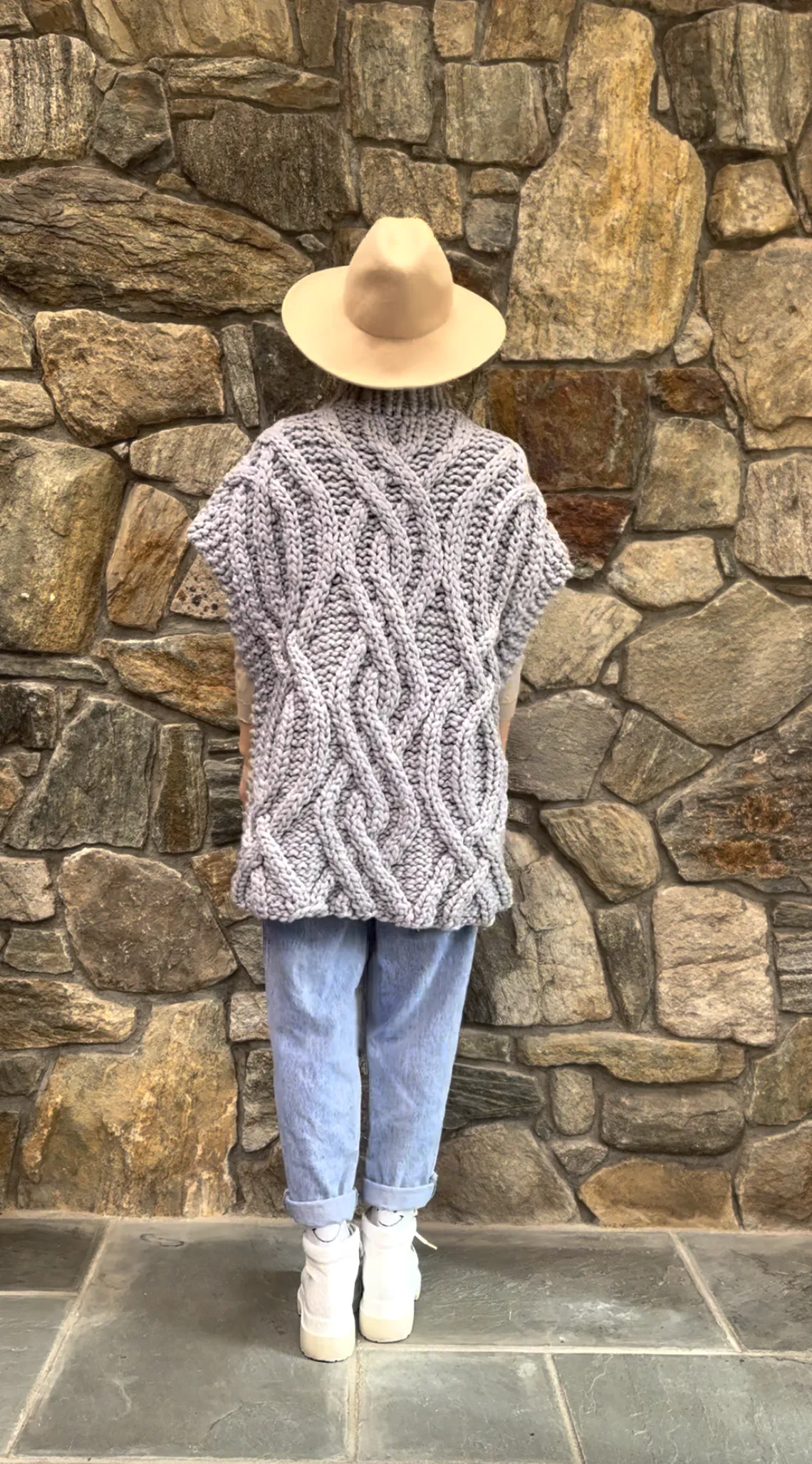 Cable Poncho - Merino