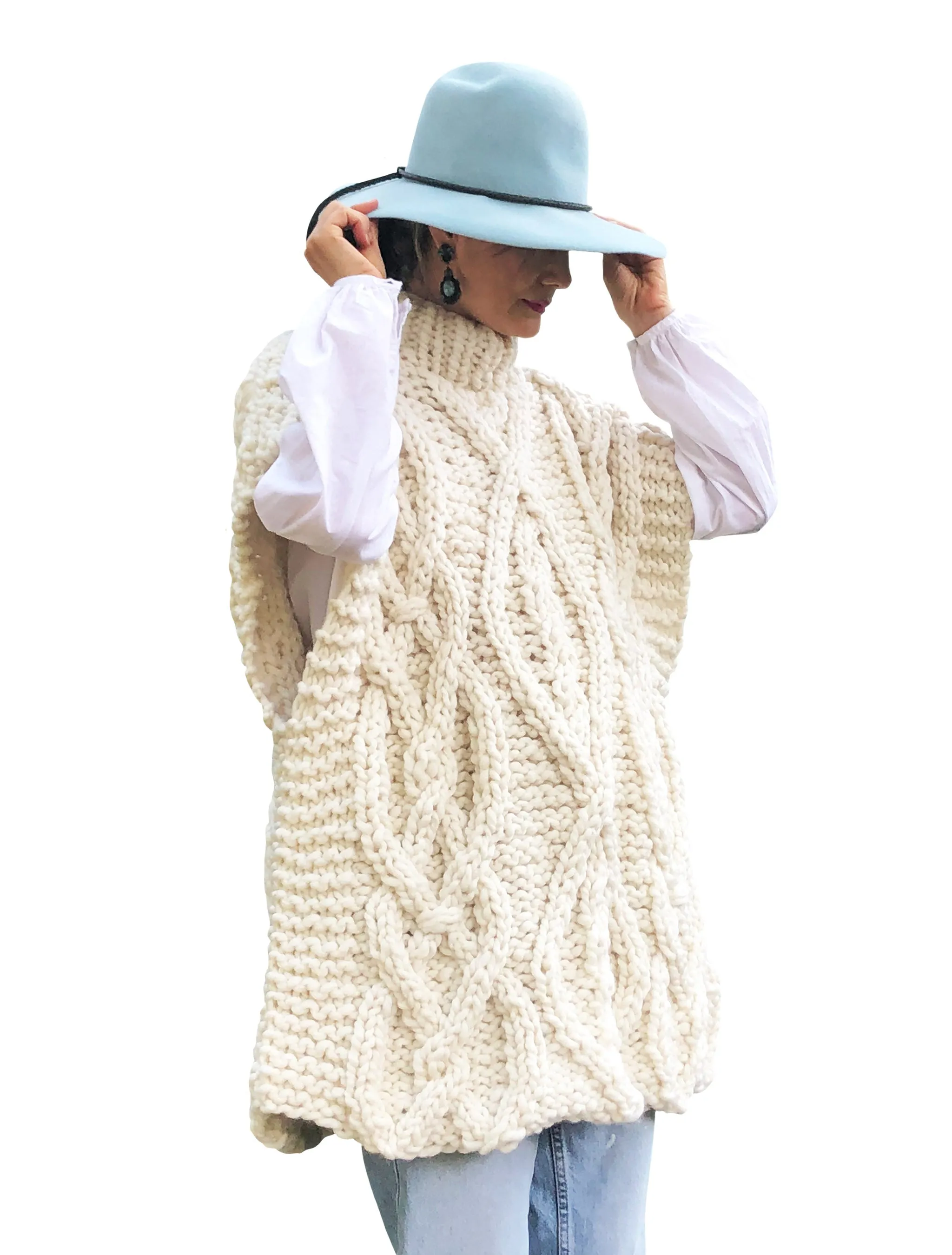 Cable Poncho - Merino