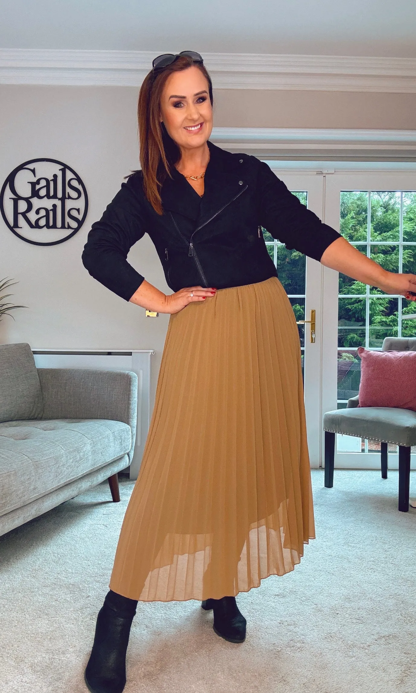 CAMEL COLOUR Pleated Midi Skirt