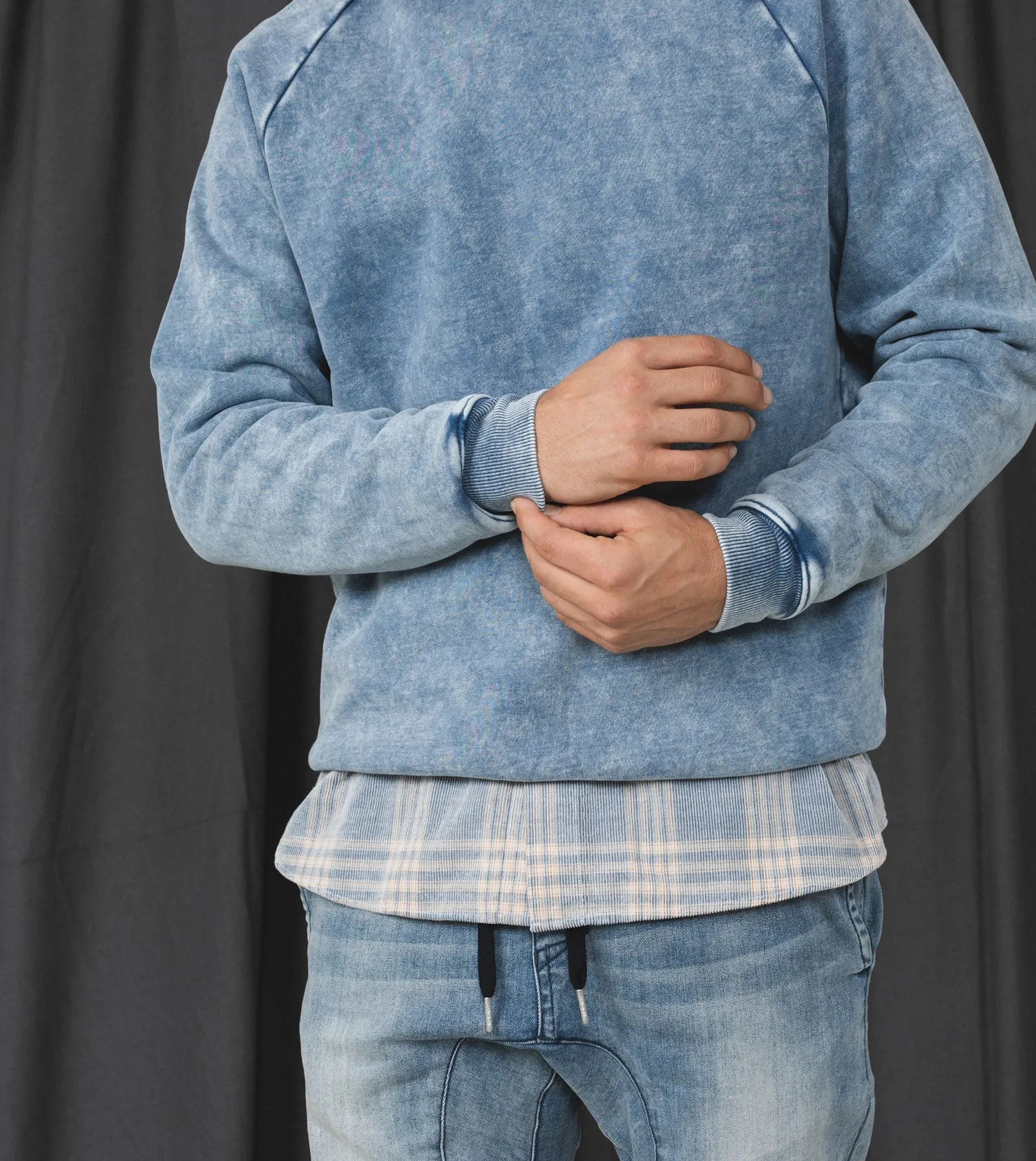 Lowgo Raglan Crew Sweat Salt Blue