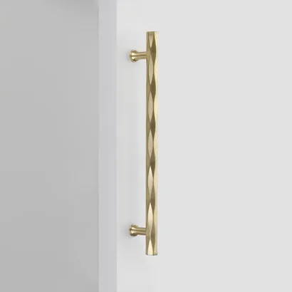 T-Bar "American Designer" Drawer Pulls in Champagne Bronze